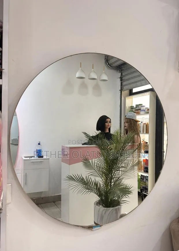 Dressing/Saloon Mirror · Photo 1