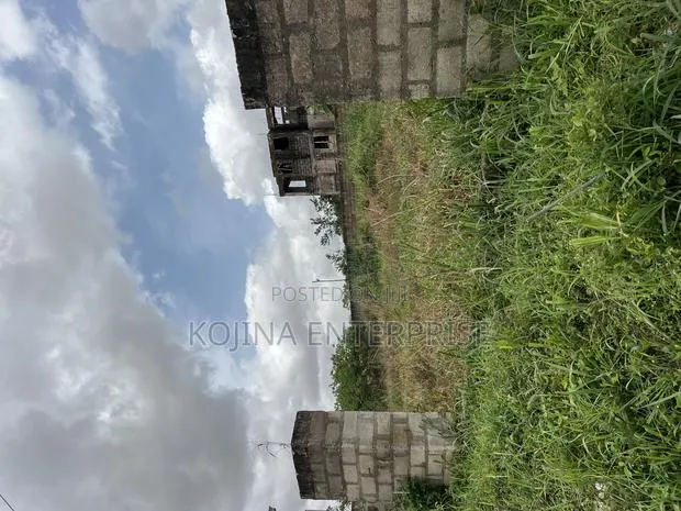 Premium Fully Fenced Residential Plot for Sale – Prime Agric Location · Photo 1