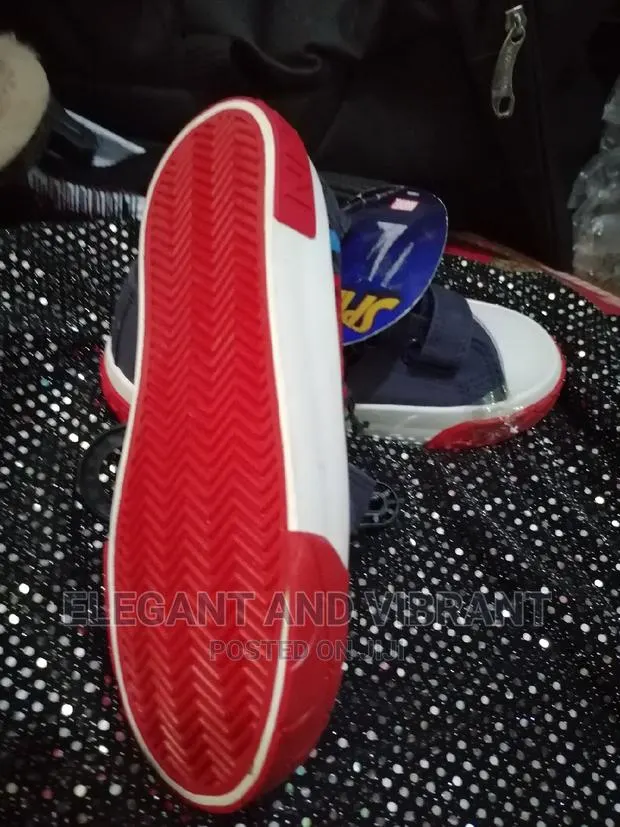 Kids Brand New Shoes From the UK, Spider Man Canvas · Photo 1