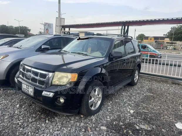 Ford Escape Limited 4WD 2009 Black · Photo 1