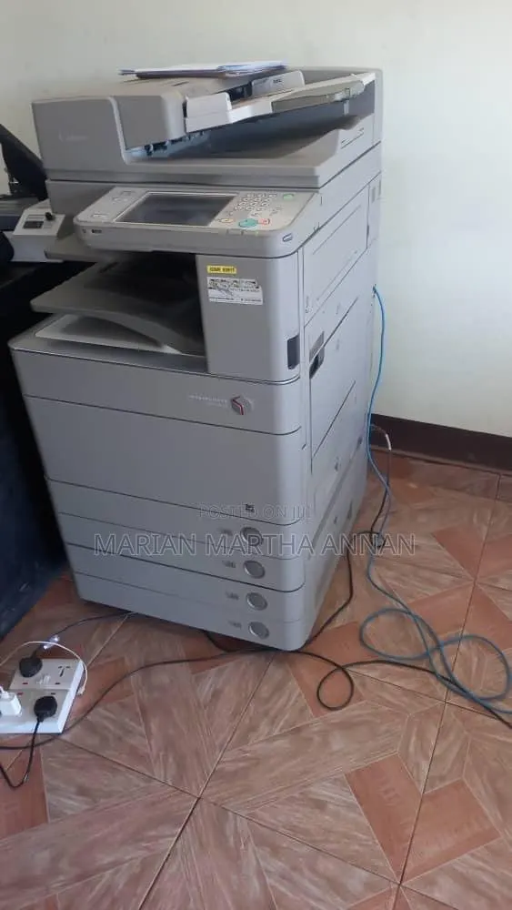 Printing Machine and Computer · Photo 1