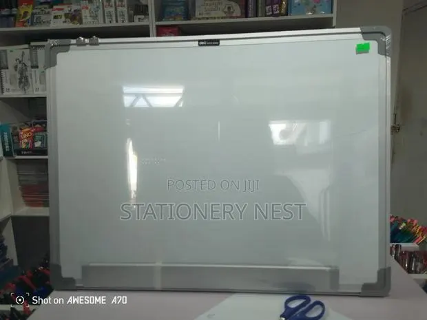 White Board 600mmx450 · Photo 1