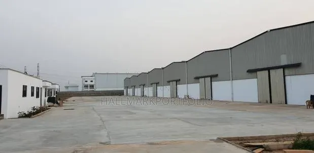 7000sqm Warehouse on 5 Acres Tema Freezones · Photo 1
