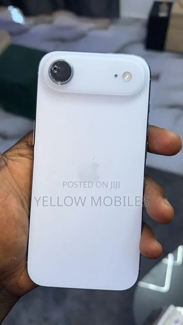 Apple iPhone Air 256 GB Silver · Photo 1