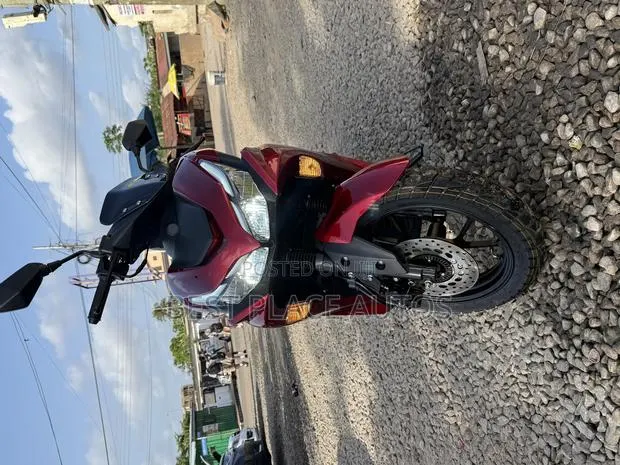New Yamaha 2024 Red · Photo 1