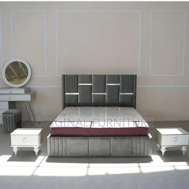 Queen and Been Frame and Mattress · Photo 1