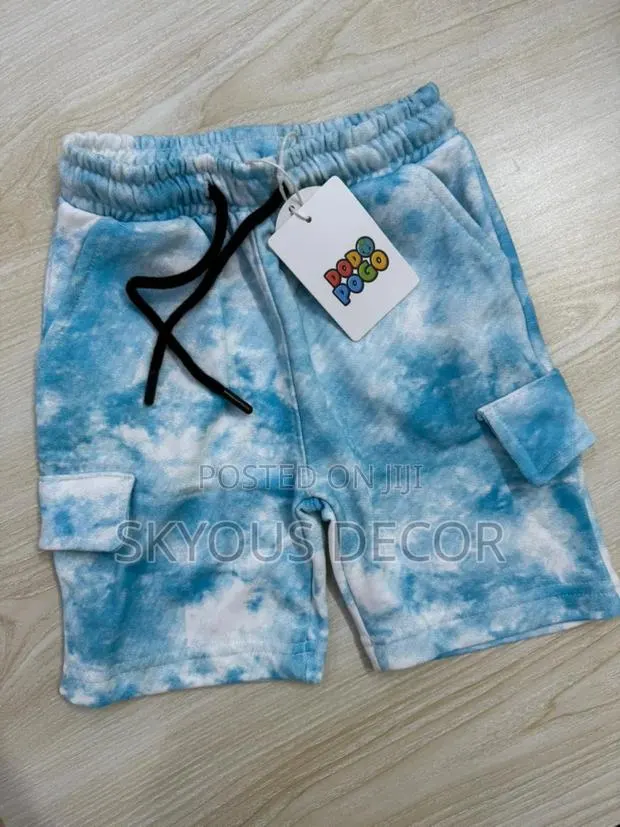 Blue and White Boys Shorts 4years · Photo 1