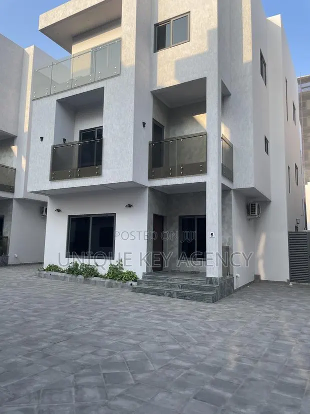 4bdrm Townhouse / Terrace in Unique Key Agency, East Legon for rent · Photo 1