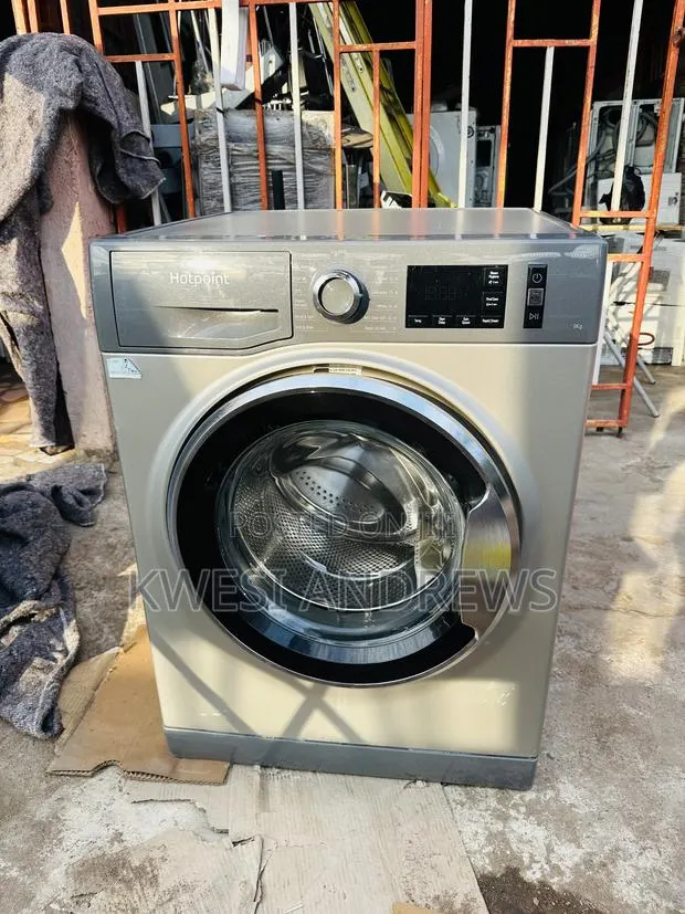 Hotpoint Washing Machine · Photo 1