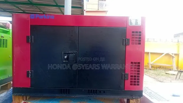 Perkins 20kva Soundproof Diesel Generator · Photo 1