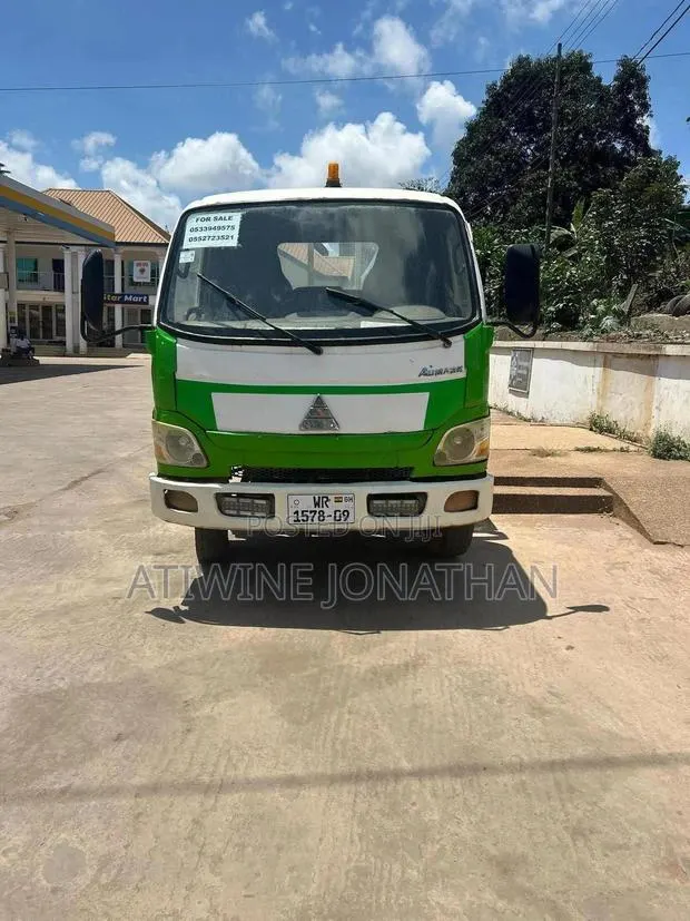Mr Jonathan Awine Atiwine · Photo 1