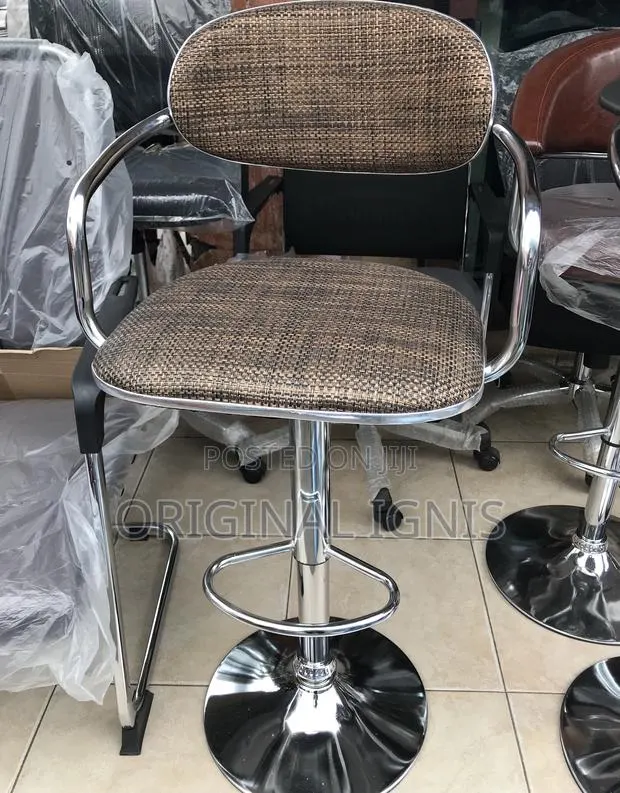 Bar Chairs · Photo 1