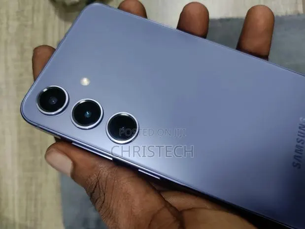 Samsung Galaxy S24 128 GB Purple · Photo 1