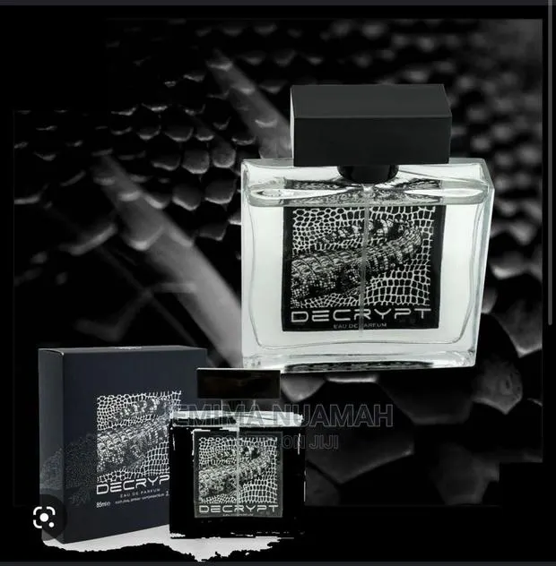 Decrypt Perfume · Photo 1