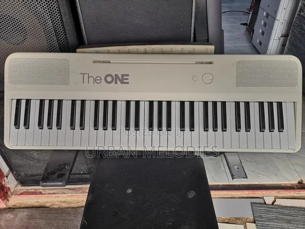 The ONE COLOR Smart Keyboard · Photo 1