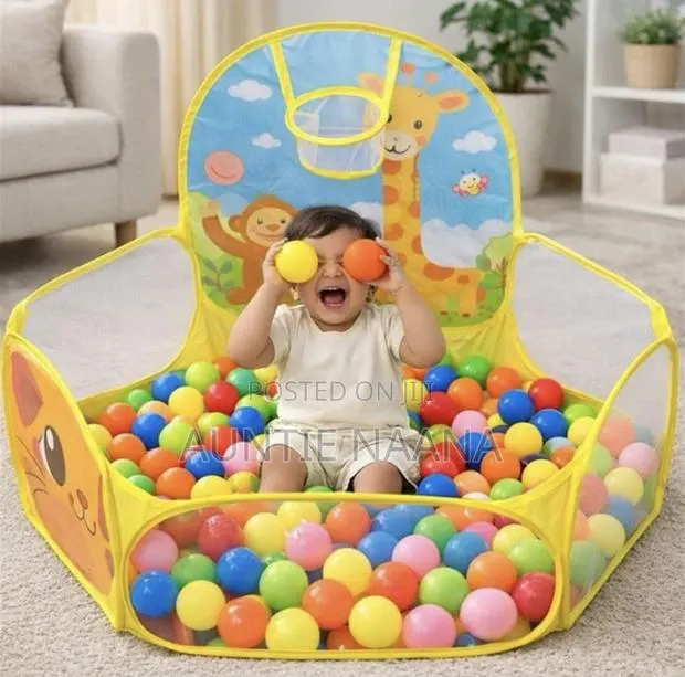 Playmat With Basketball Hoop · Photo 1