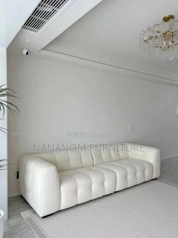 Modern Luxury 3 Seater Free Delivery · Photo 1