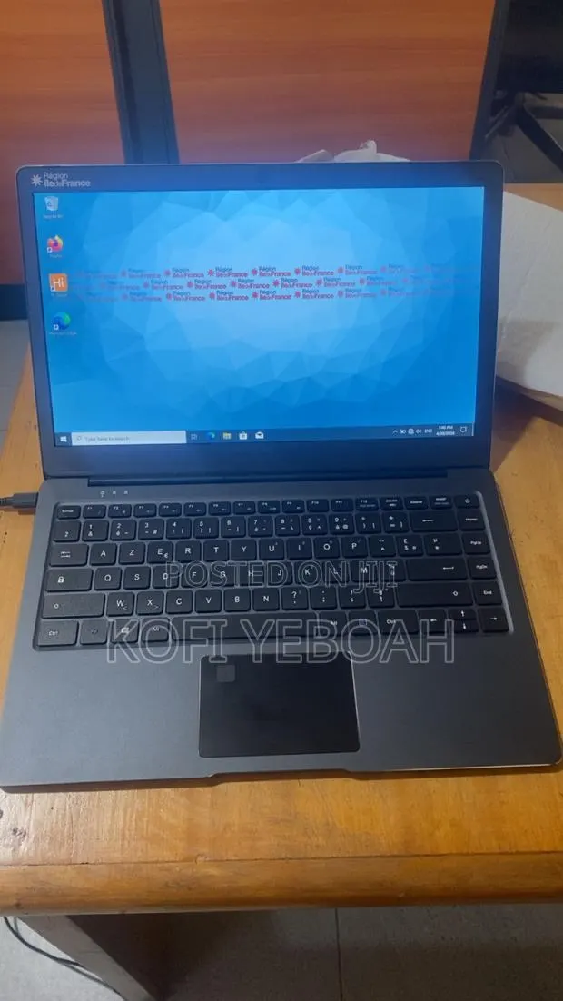 New Laptop Yepo 737S 4GB Intel Celeron SSD 60GB · Photo 1
