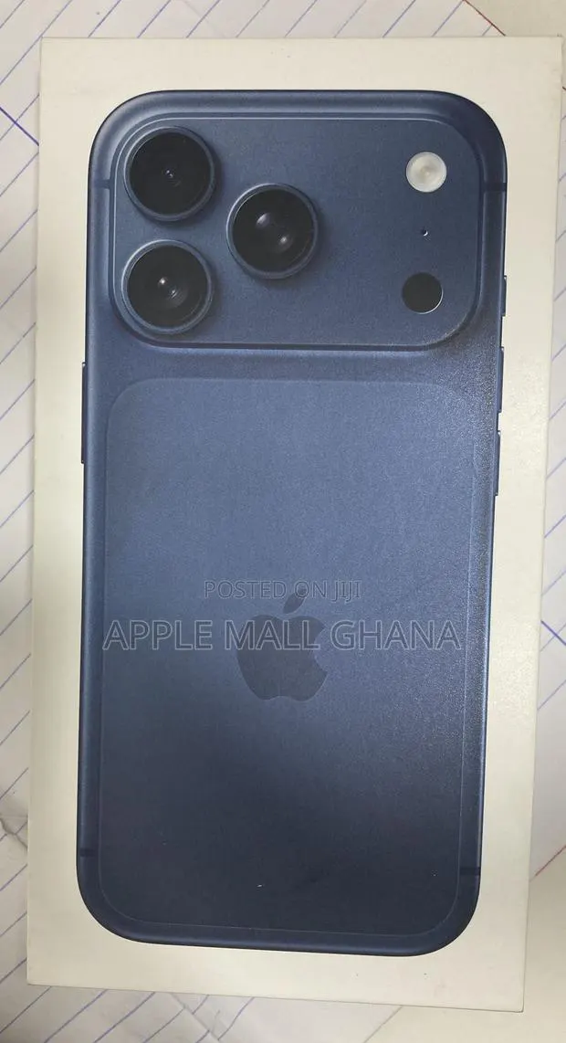New Apple iPhone 17 Pro Max 256 GB Blue · Photo 1