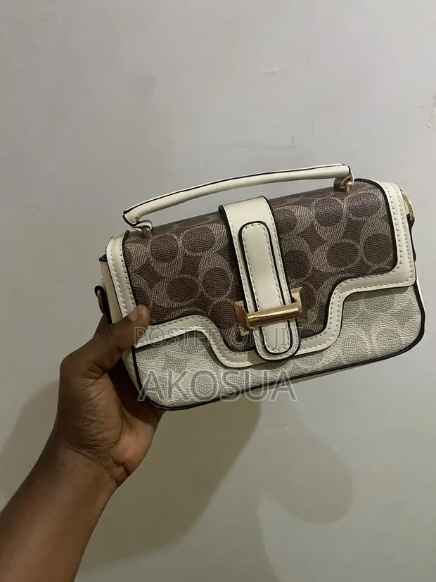 Trendy Mini Hand Tote Bag for Ladies - White · Photo 1