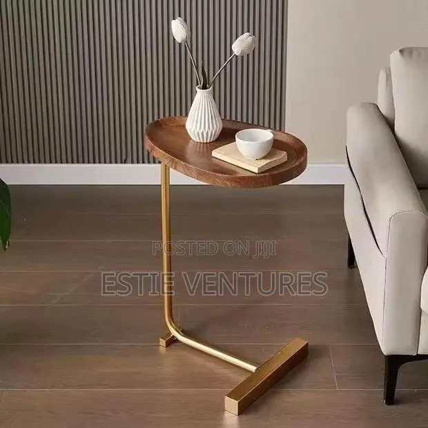 Coffee Table · Photo 1