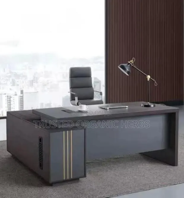 Classic and Strong 1.6m Lshape Office Table · Photo 1