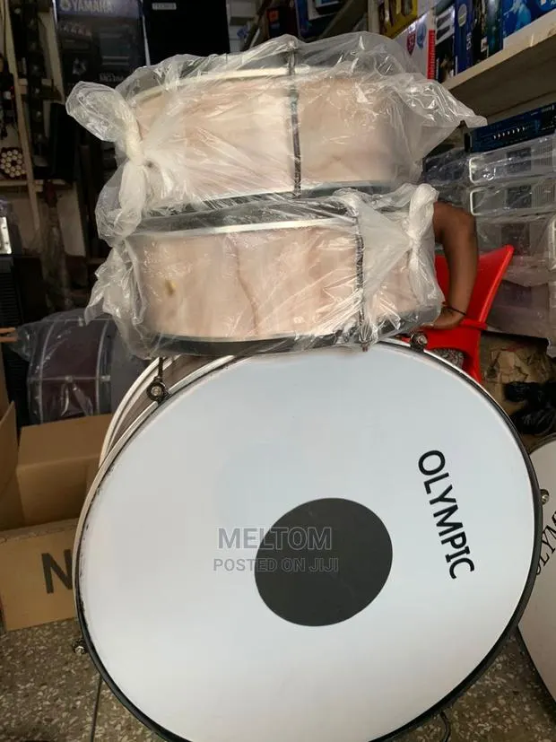 School Drumset · Photo 1
