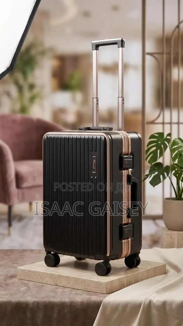 20" Carry-on Executive Zipless Luggages · Photo 1