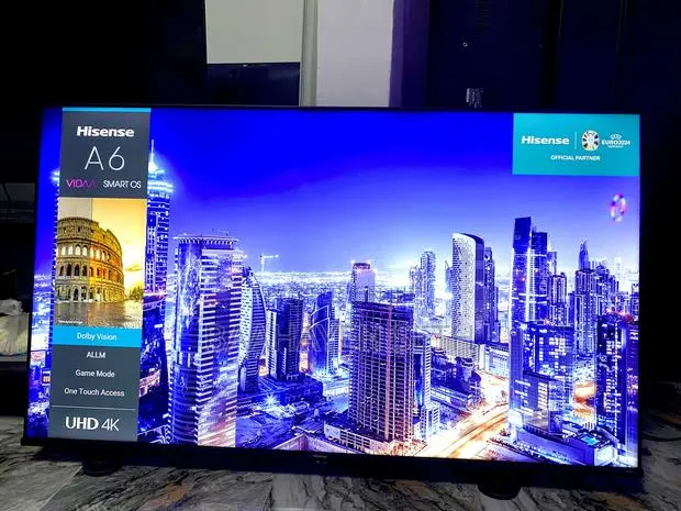 Hisense 43inches Smart 4K TV · Photo 1