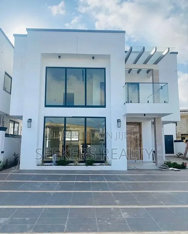 4bdrm House in Seekers Realty, Accra Metropolitan for sale · Photo 1