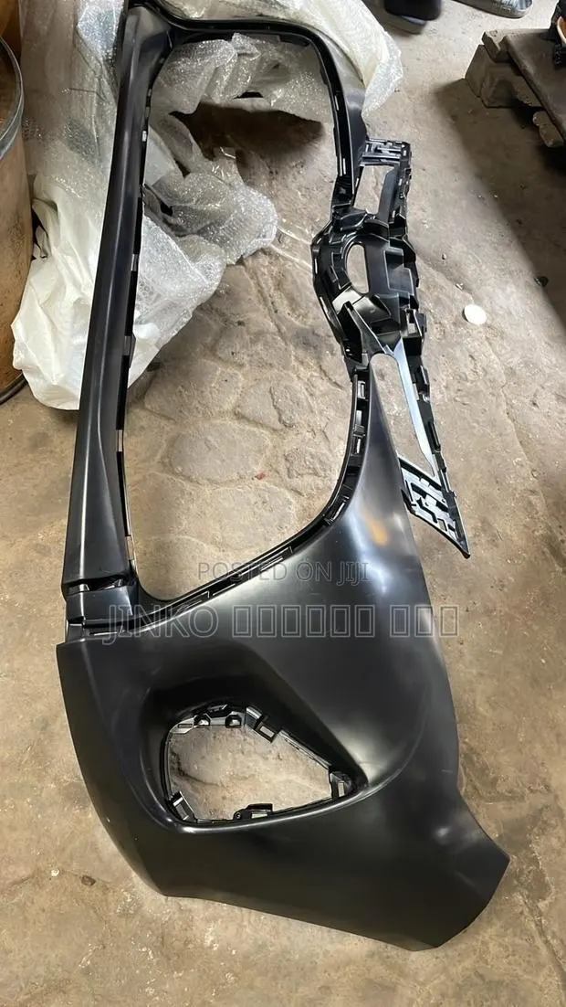 Toyota Yaris 2016 Front Bumper Hatchback · Photo 1