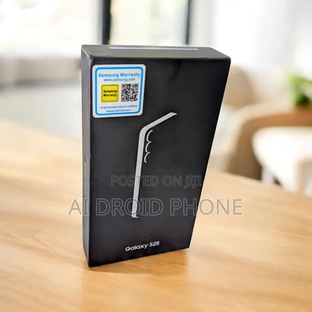 New Samsung Galaxy S25 128 GB Blue · Photo 1