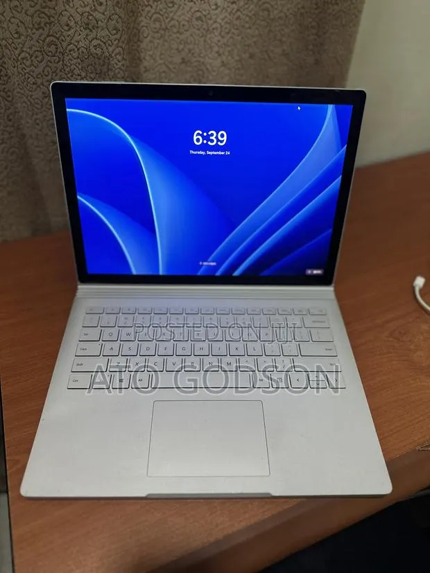 Laptop Microsoft Surface Book 2 16GB Intel Core i7 SSD 512GB · Photo 1