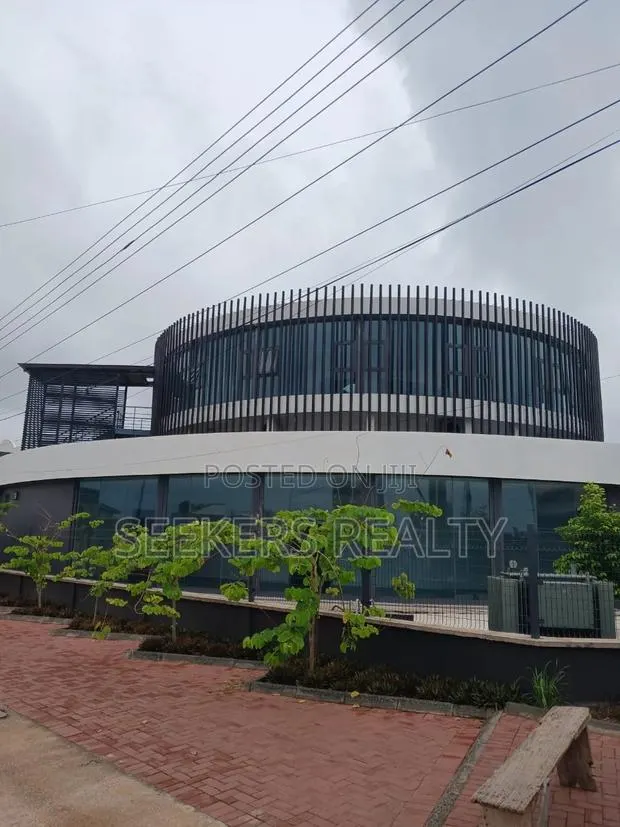 Office Space for Rent at Abelemkpe · Photo 1