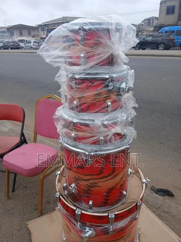 Church and Brass Band Active Drums · Photo 1
