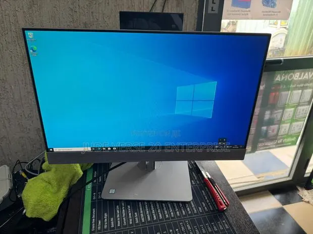 Desktop Computer HP EliteOne 800 G3 16GB Intel Core i5 SSD 512GB · Photo 1