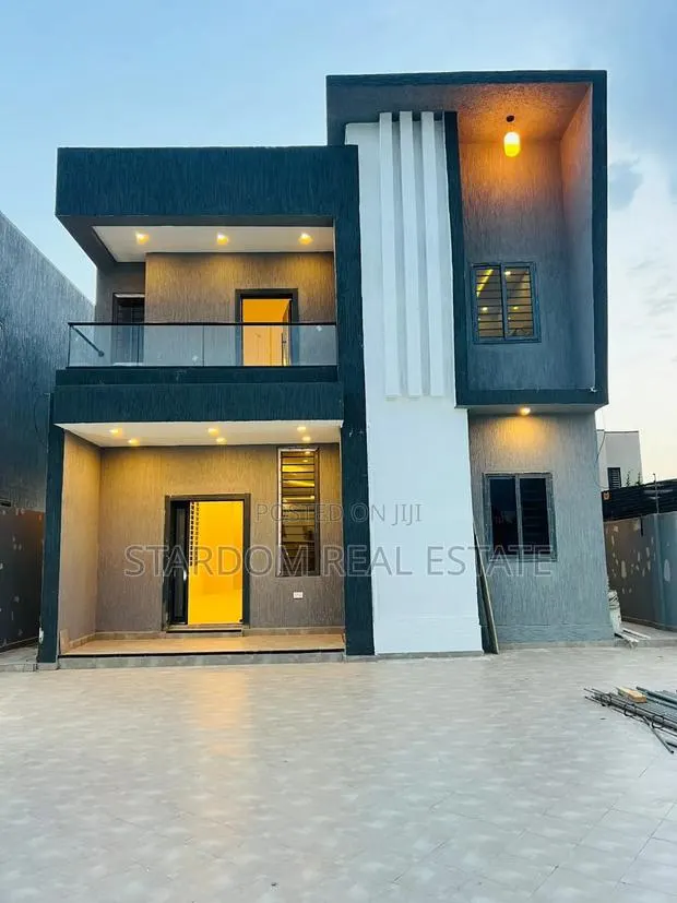 4bdrm Duplex in East Legon Hills, Boundary Road Area for sale · Photo 1