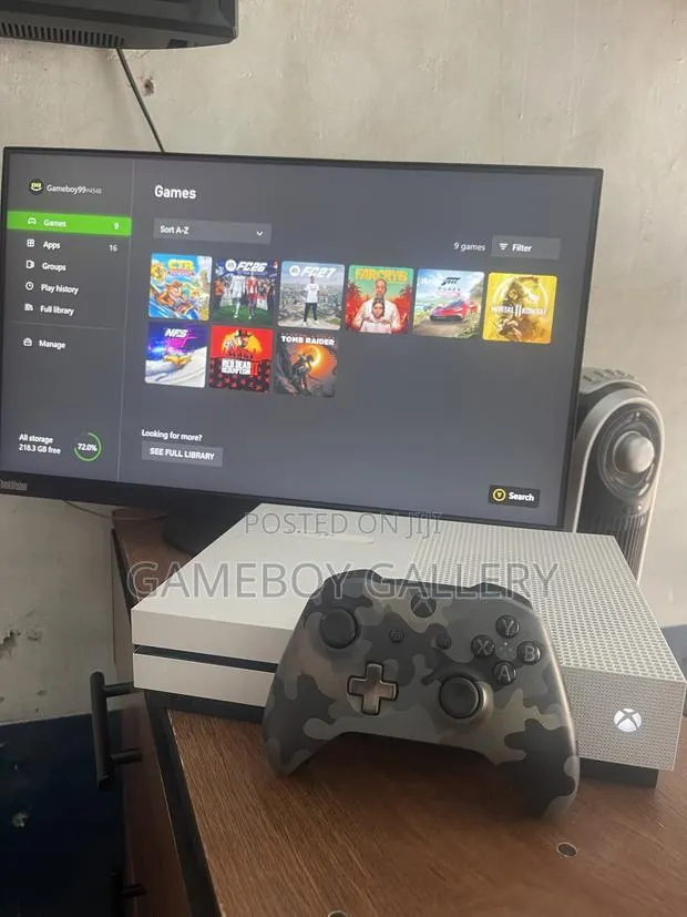 Xbox One S 1TB With FC27 Other Games · Photo 1