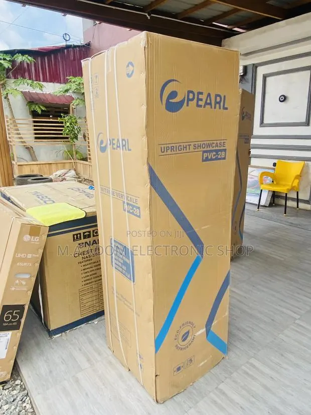 Super Quality Pearl PVC28 ,178L Single Door Beverage Cooler. · Photo 1