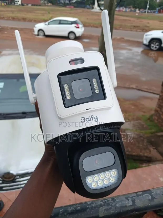 Jaify Smart Wi-Fi Dual Lens Camera (6MP) · Photo 1