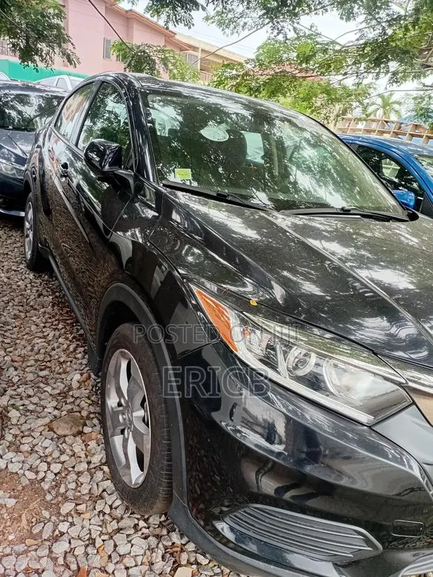 Honda HR-V 2019 Black · Photo 1