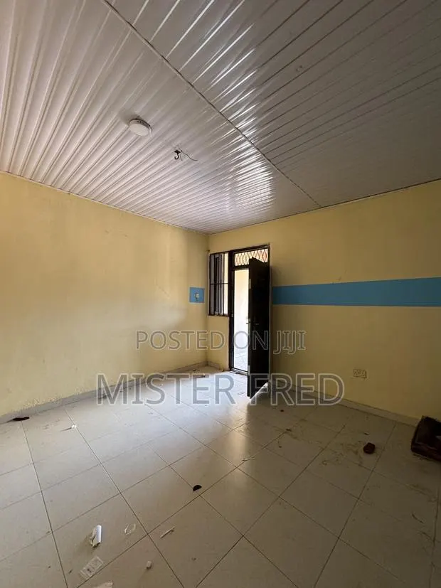 1bdrm Apartment in Adanseman New, Weija for rent