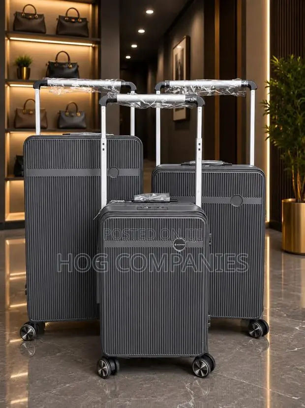 Luxurious 3 in 1 Suitcase Travel Bag - Fast Delivery in 2 Hours · Photo 1