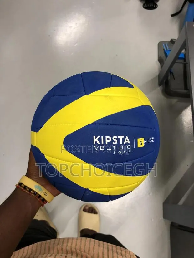 Kipsta Vb 130 F Volleyball · Photo 1