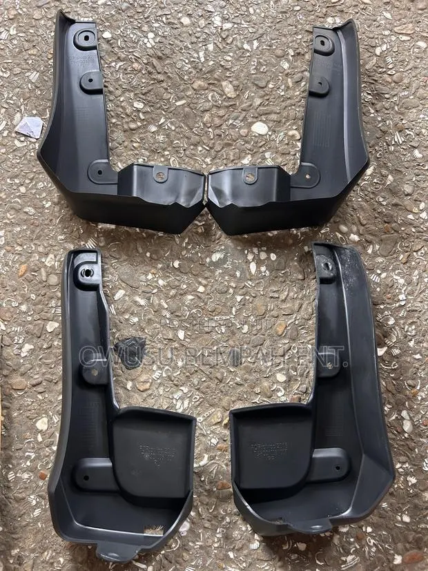 Honda Civic 2016-2021 Mud Guard Rubber · Photo 1