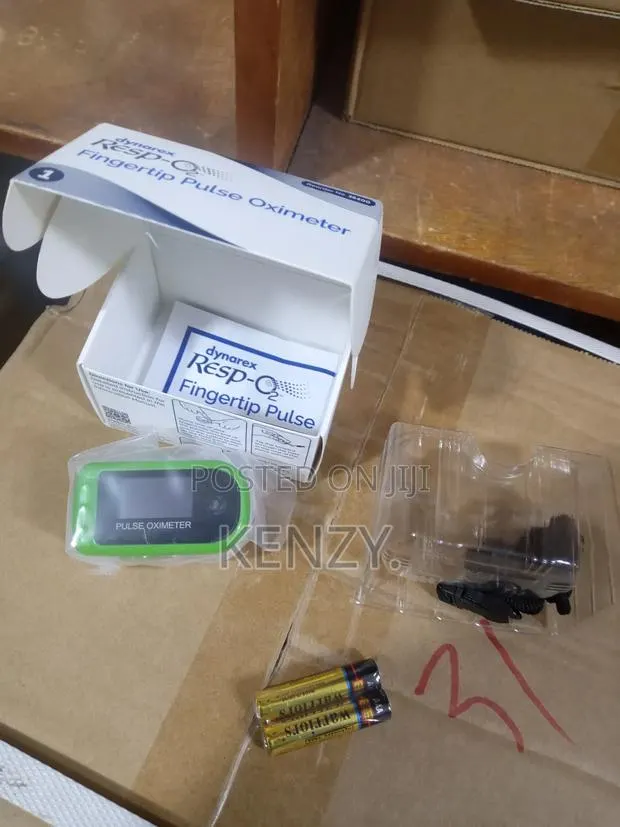 Pulse Oximeter · Photo 1