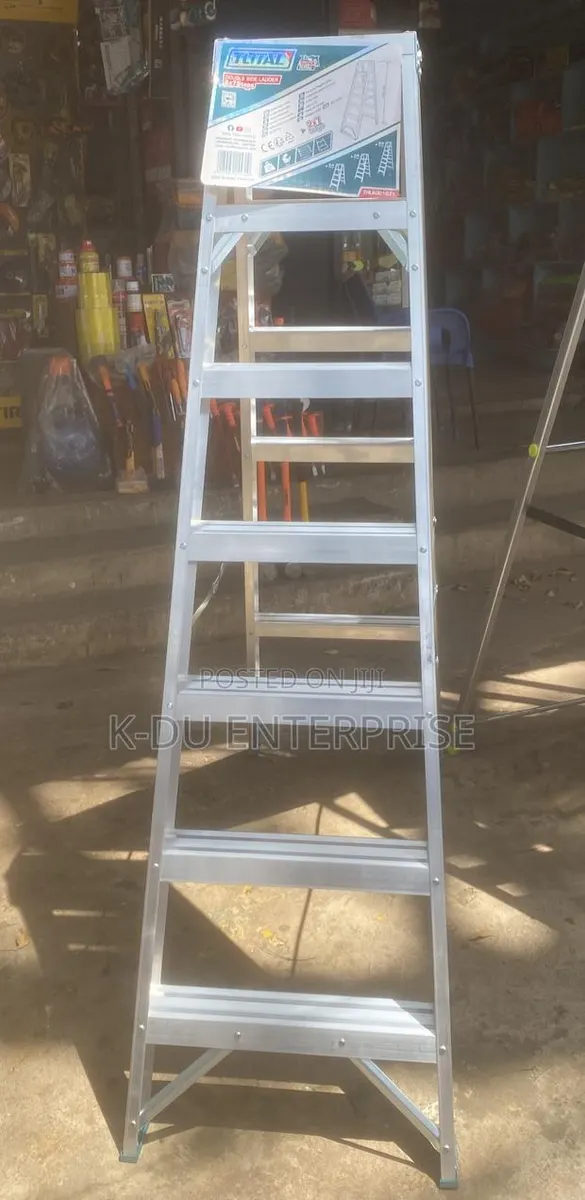 Total Double Step Ladder 2x7 · Photo 1