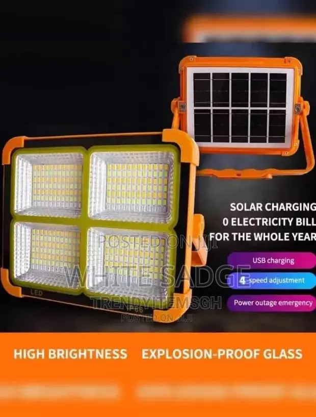 Solar Flood Light · Photo 1