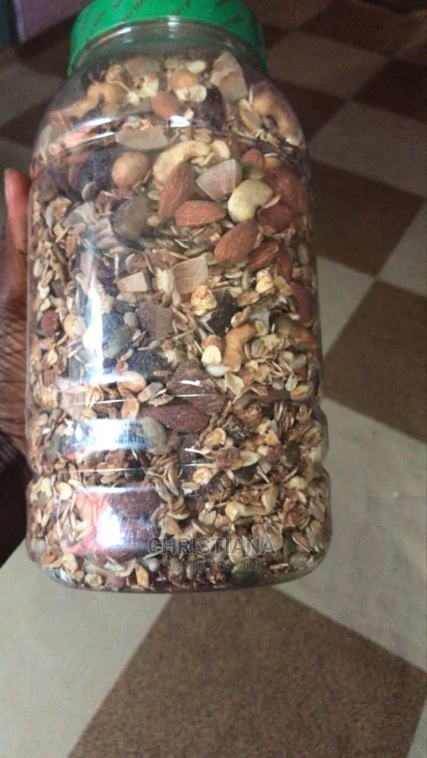 Homemade Granola · Photo 1