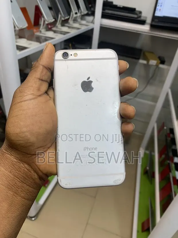 Apple iPhone 6 16 GB White · Photo 1